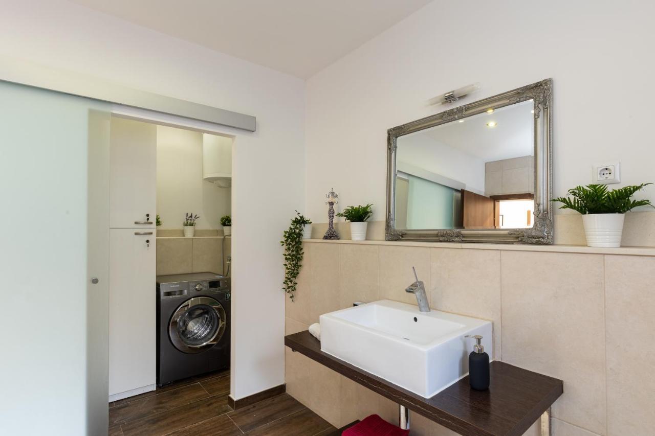 דירות דוברובניק O'Lord - Luxury Sea View Apt Near Old Town מראה חיצוני תמונה